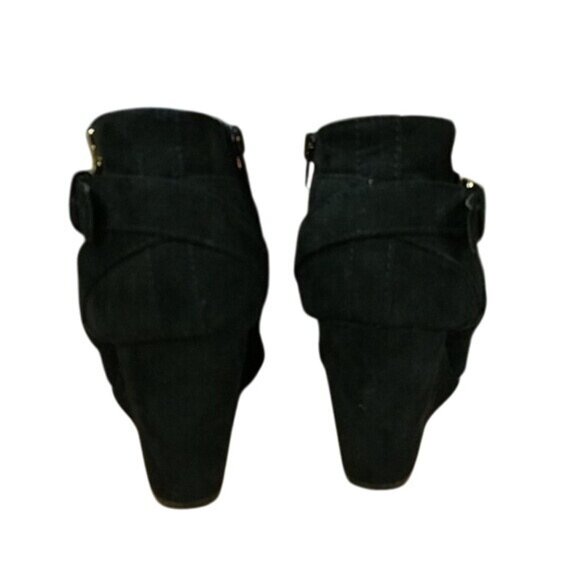 Massimo Black Faux Suede Ankle Booties Wedge Heel Gold Buckle Side Zip - Picture 4 of 6